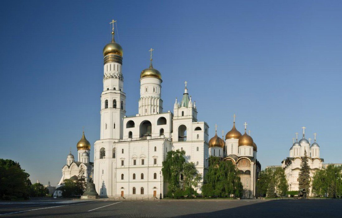 Самая высокая колокольня Москвы Кремль