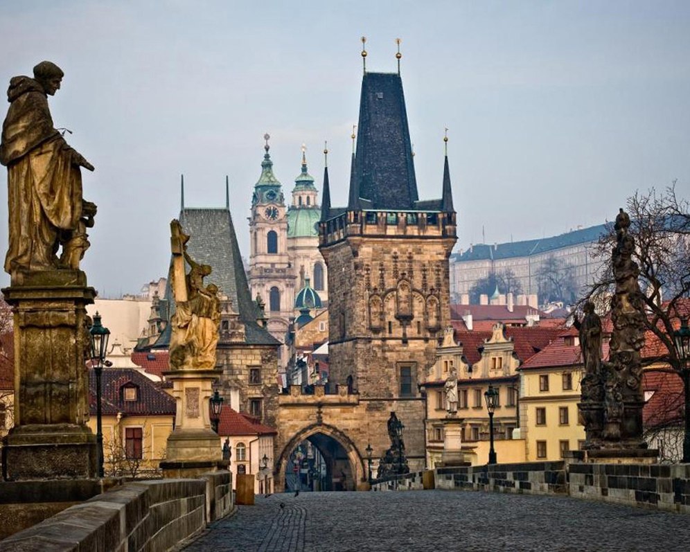 Прага Восток