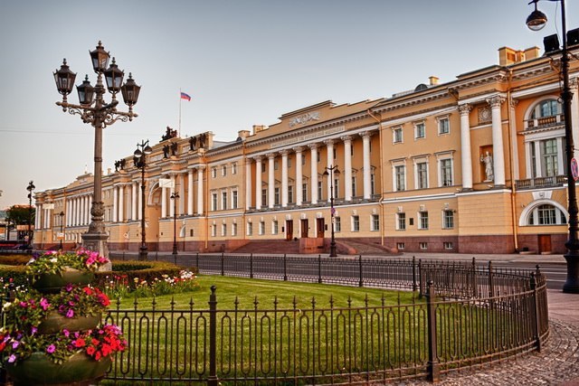 Дворец бестужева в санкт петербурге