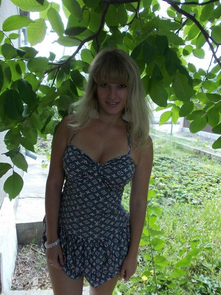 domashniy-seks-foto-devok-s-saytov-znakomstv-trahali-tayku