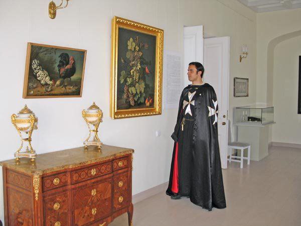 Приоратский дворец внутри