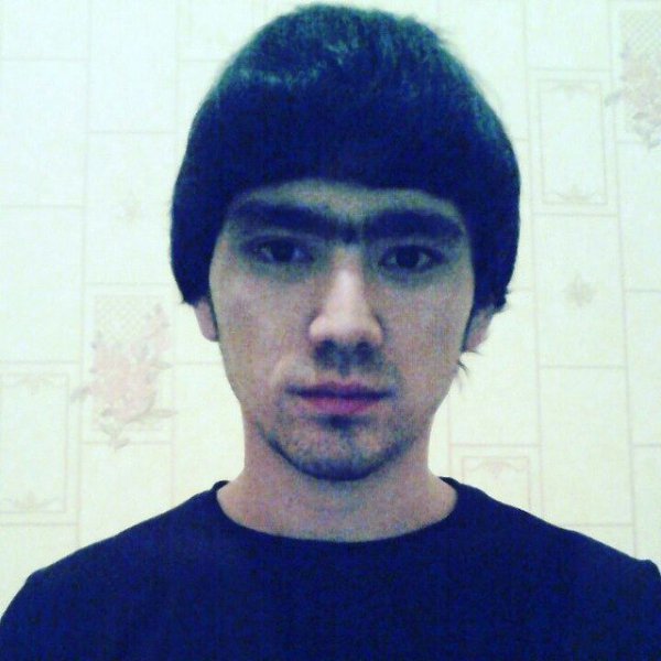 Таджик без уха. Узбеки парни. Таджик 14 лет. Узбек молодой. Кавказская внешность мужчины.