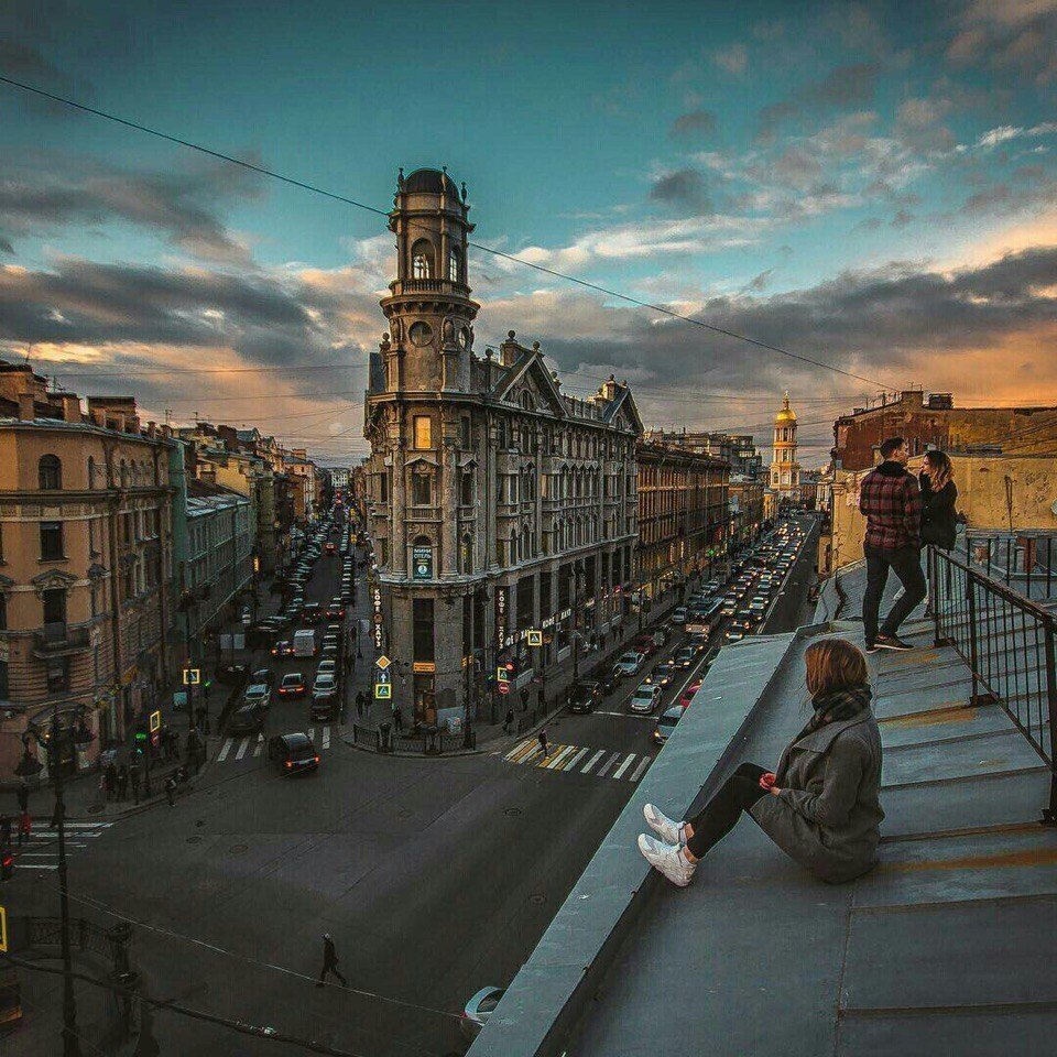 Жизнь в санкт петербурге. Санкт Петербург питерские крыши. Эстетика городок Санкт-Петербург. Пять углов Санкт-Петербург вечер. Атмосферный Питер.