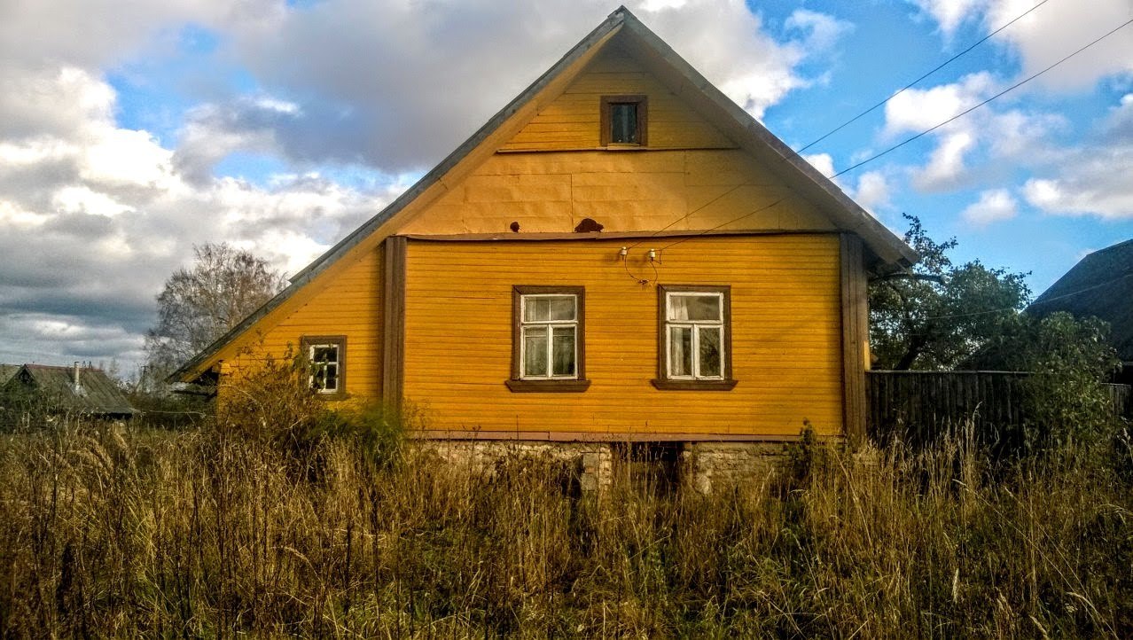 Недвижимость псков. Деревня Тешевицы Псковской области. 1-Этажный дом, 45 м² Псковская область, Печоры, Сельская ул., 6. Купить дом в Псковской области 50 соток земли. Продажа дома в Тешевицах Псковская область.