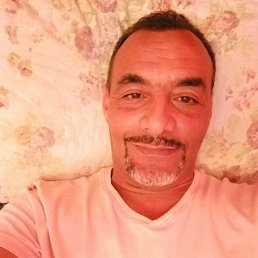 Фото Zineddine, Оран, 54 года Zineddine, Оран, 54 года