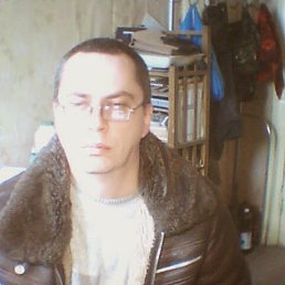 Maxim, 45 , 