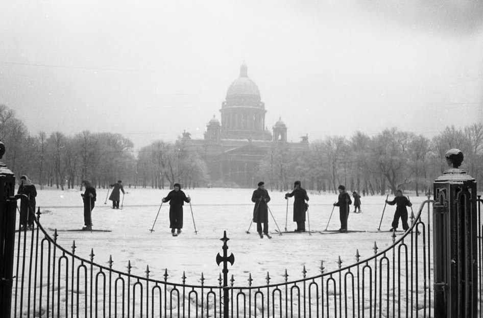 Москва зимой ретро