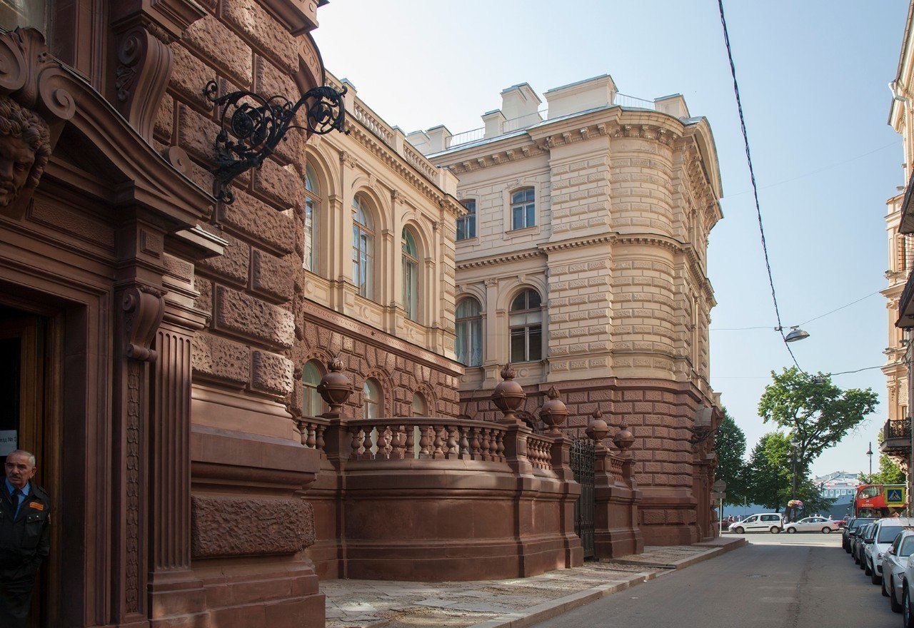 мало михайловский дворец в санкт петербурге