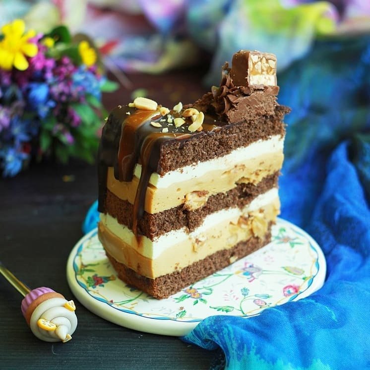 Муссовый торт сникерс рецепт с фото пошагово