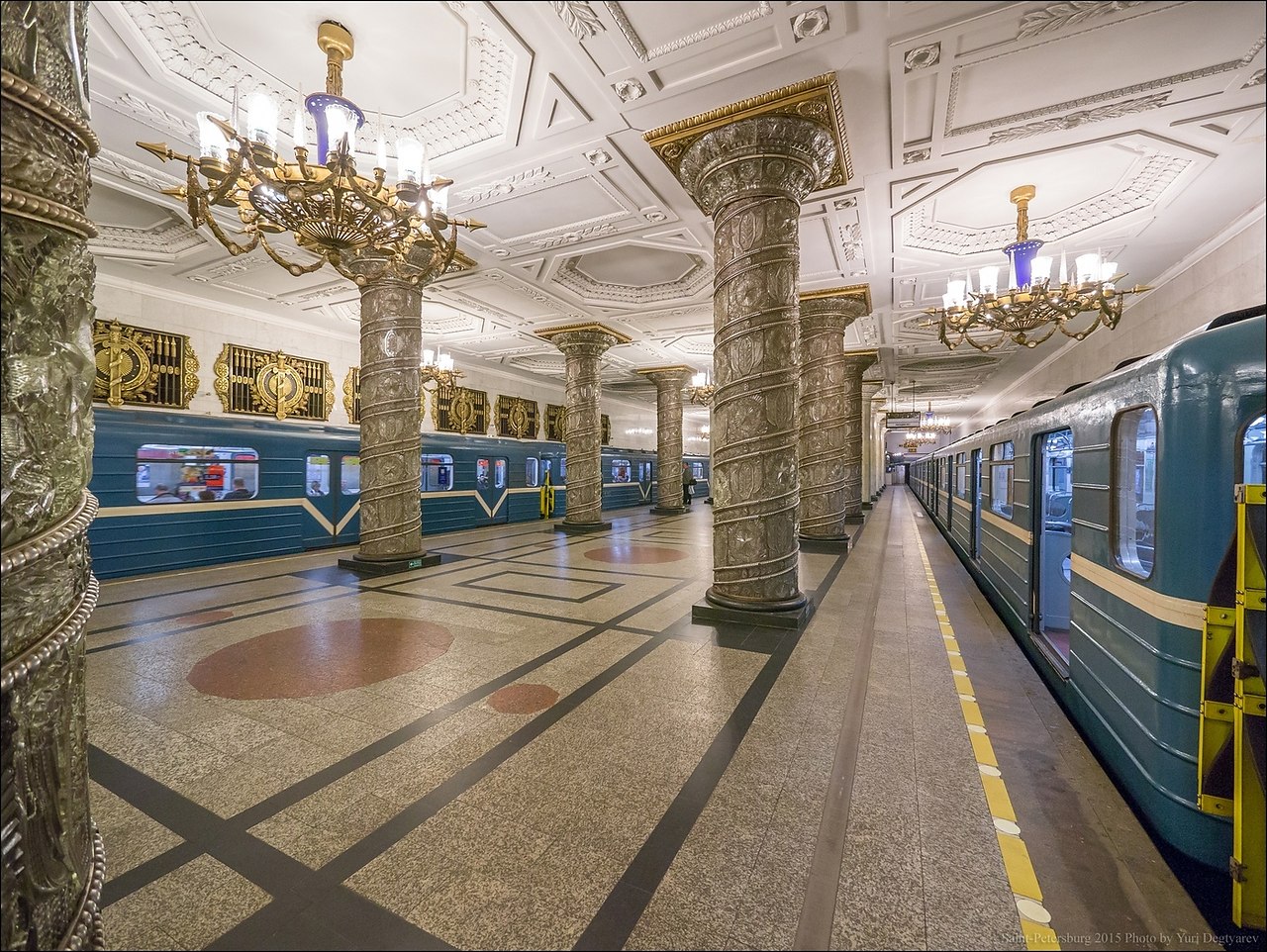 предлагаю сделать метрополитен питера фото берем серединку