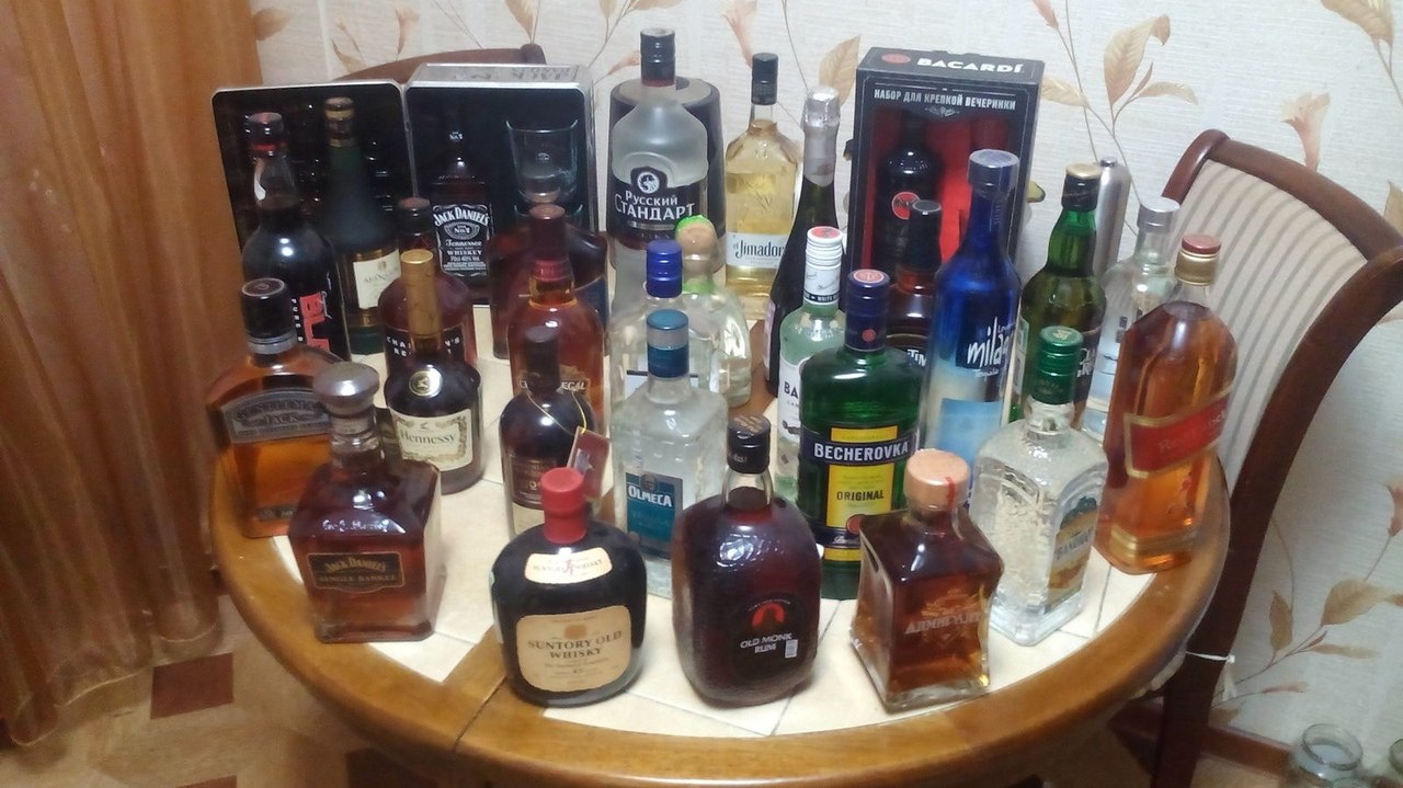 Много алкоголя на новый год