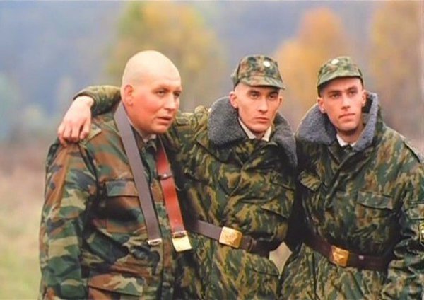 Много ли здесь тех, кто помнит этих ребят?