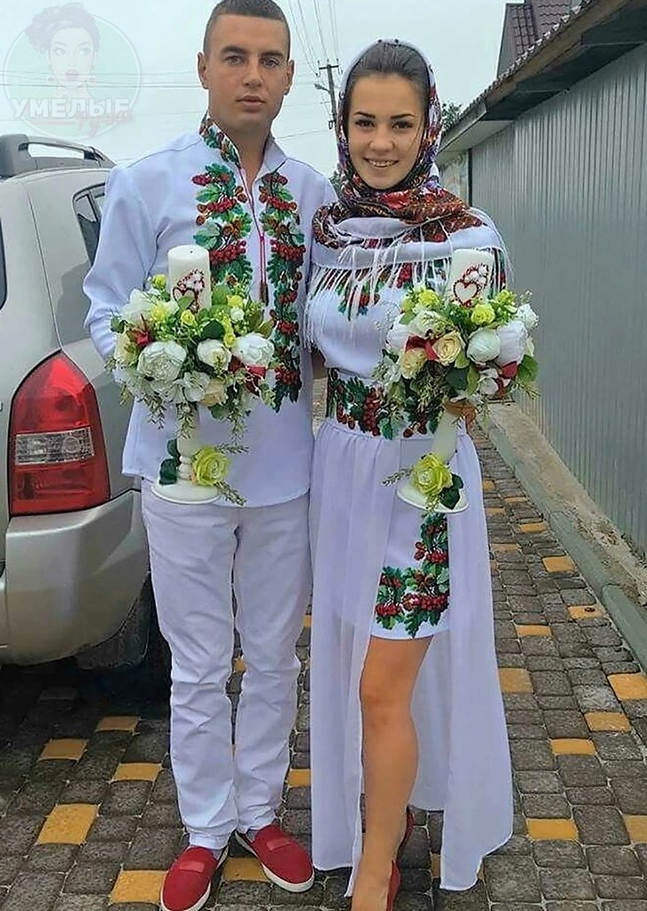 Русские свадебные костюмы жениха и невесты
