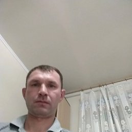 Виталий, 42 года, Тельманово