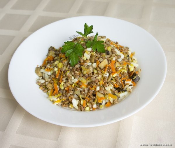 ТОП-6 ВКУСНЕЙШИХ БЛЮД С ГРЕЧКОЙ.1. Гречка-по купеческиИНГРЕДИЕНТЫ: 300-400 гр. мяса 1 стакан гречки ... - 2