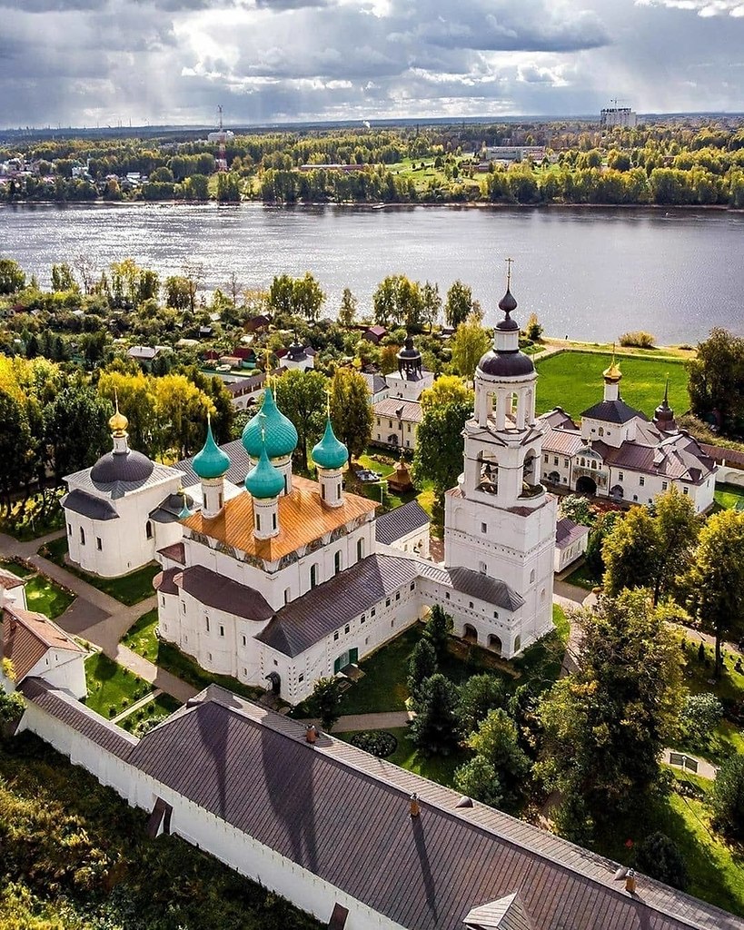 Свято введенский толгский женский монастырь фото