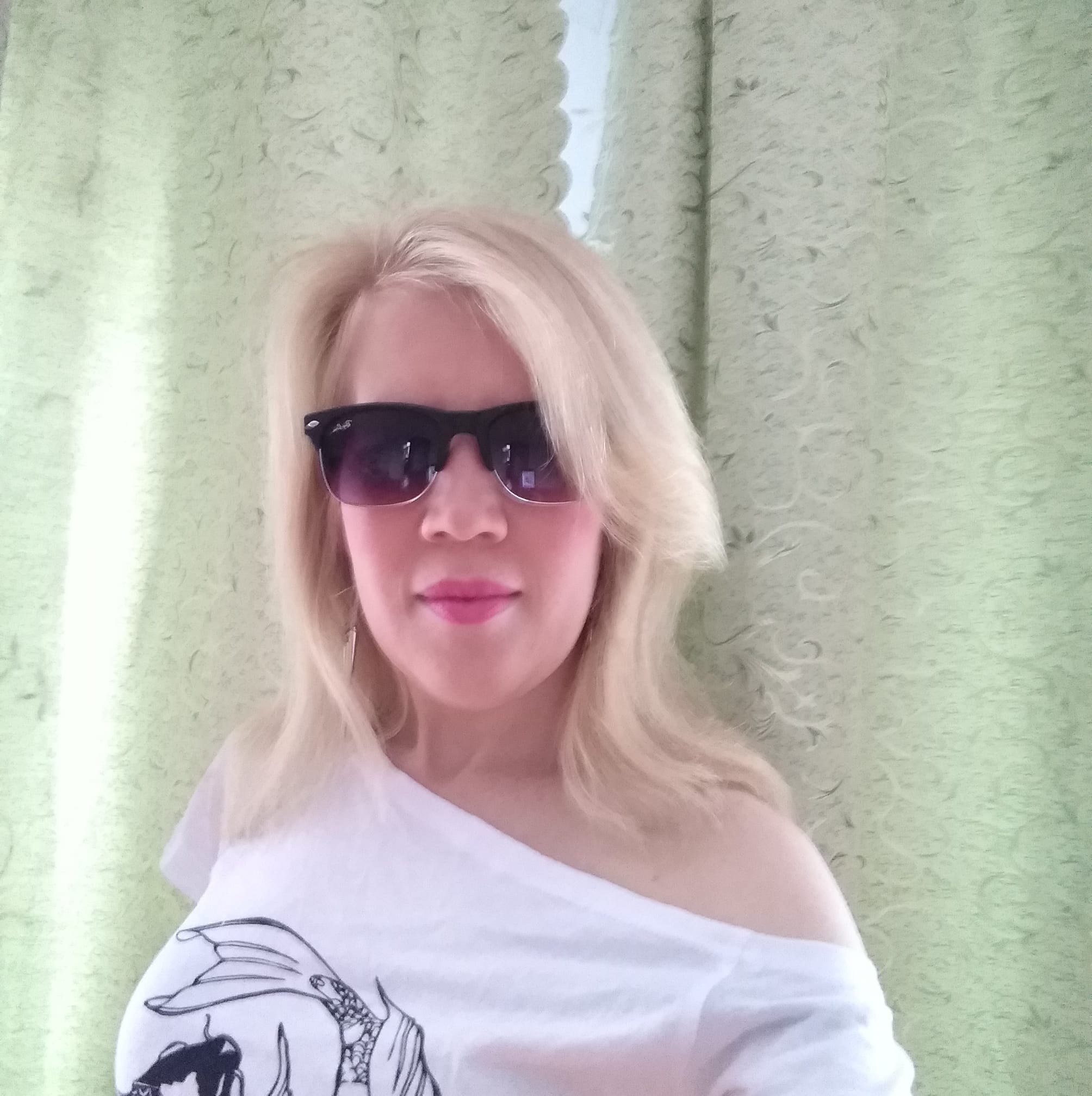 Ника михайлова