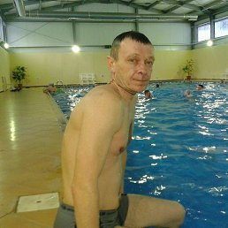 Сергей, 48 лет, Семилей