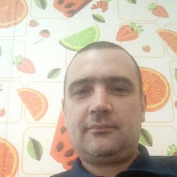 Дмитрий, 36 лет, Бийск