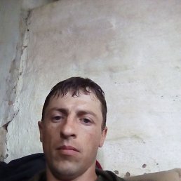 Виталий, 32 года, Тюмень