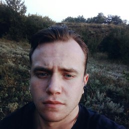Александр, 26, Енакиево