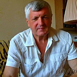 Александр, 64, Новомосковск