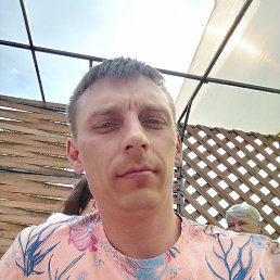 Юрий, 37 лет, Пугачев