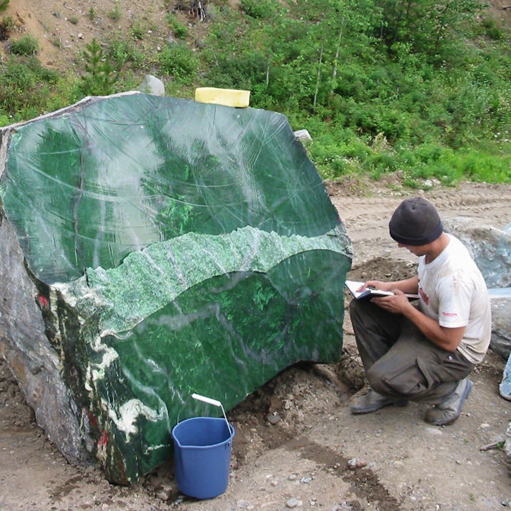 самый большой валун в мире фото