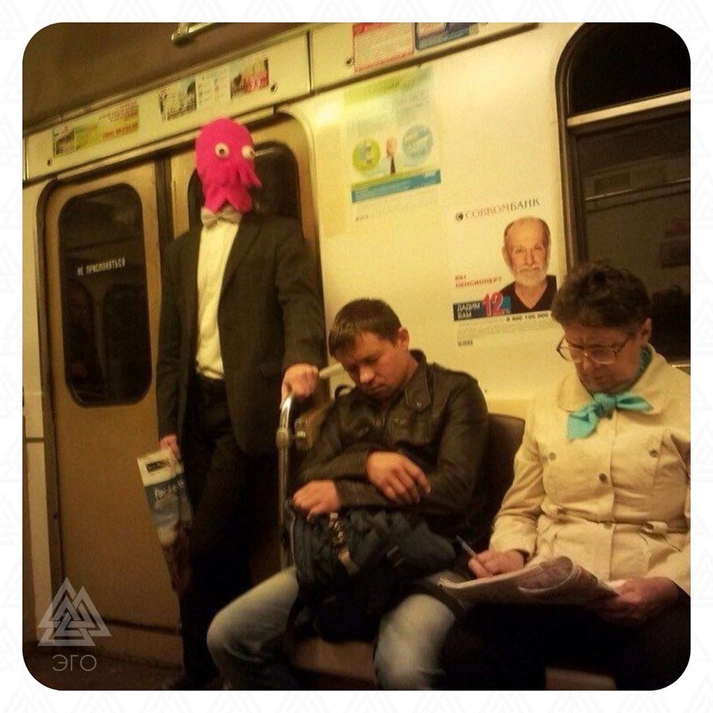 смешные люди в метро