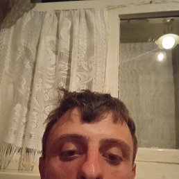 Анатолий, 30, Луганск