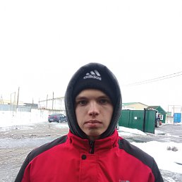 Александр, 19, Белгород