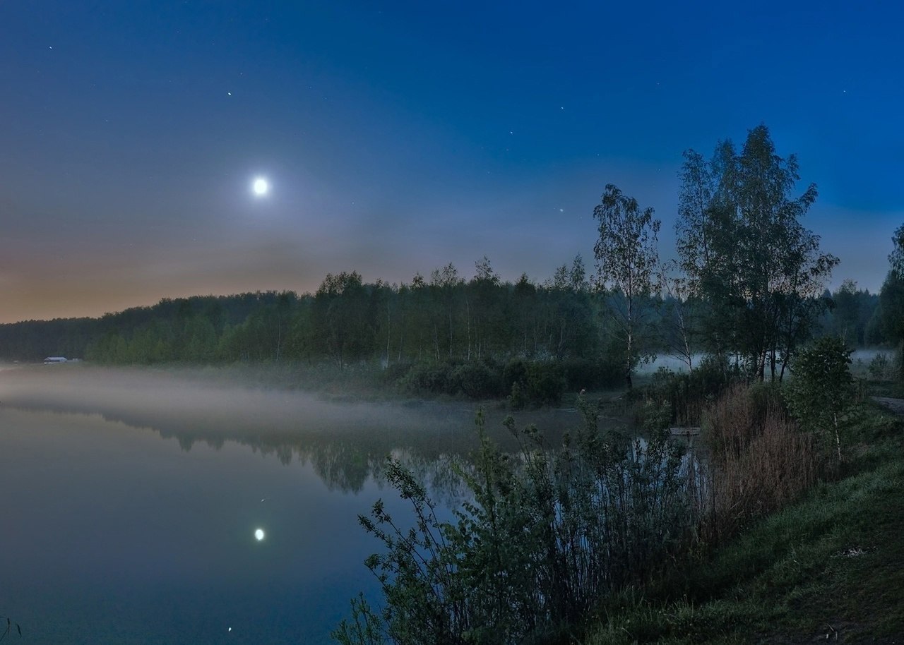 Какая ночь на всем какая. Майская ночь. Майская ночь природа. Майская ночь Луна. Июнь ночь.