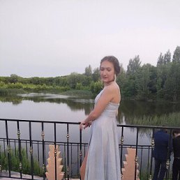 Карина, 19, Тольятти