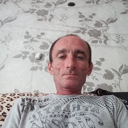 Анатолий, 47, Луганск