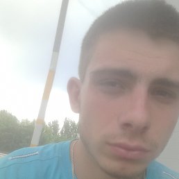 Дмитрий, 19, Саратов