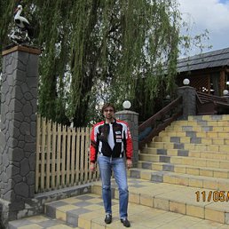 Юрий, 53, Южноукраинск