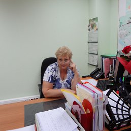 Lyudmila, 62, 