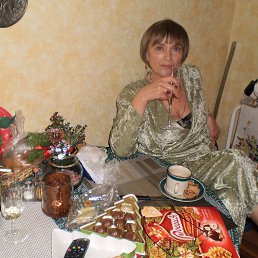 natalia, 71, 