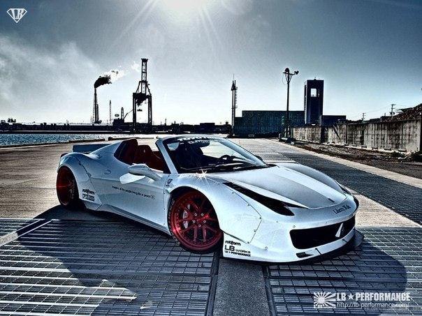 Ferrari 458 Spider.
