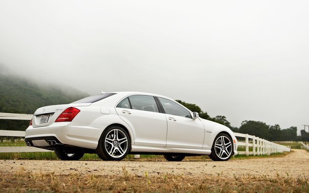 Mercedes-Benz S63 AMG.   (3)5461   (..)544   ... - 2