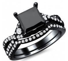 Black Round Diamond. #@woman.blog