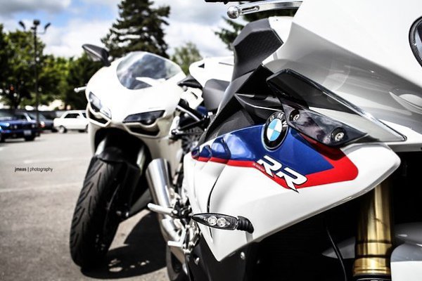 BMW S1000RR