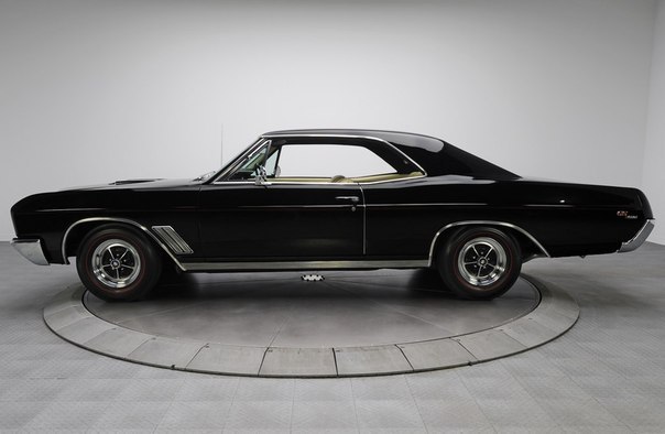 1967 Buick GS400 - 5