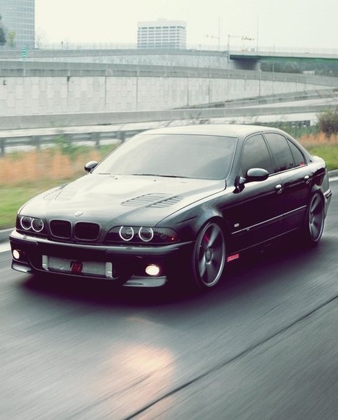 #BMW #M5 - 4