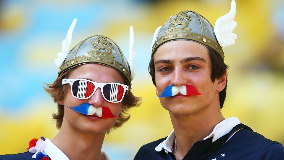 Германия французы. Франция прикол. Франция и Германия. Фото Франция прикол. Картинки людей стран Франции.