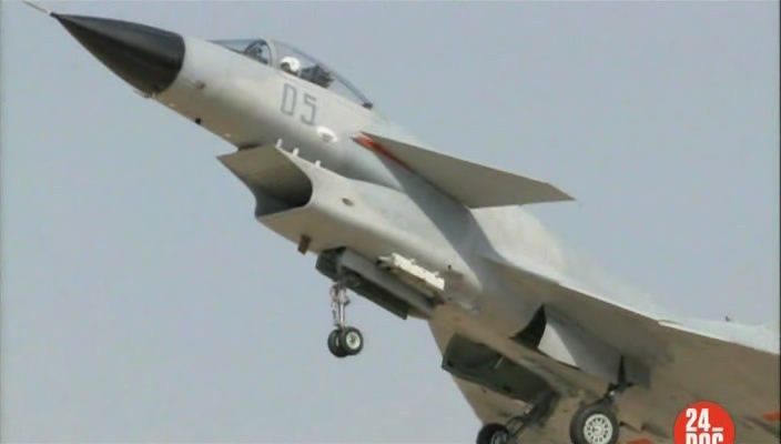   :  . (China vs USA, empires at war) 