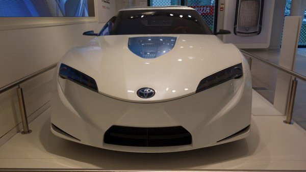 Toyota FT-HS Hybrid Sport