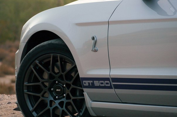 Ford Shelby GT500.  , .: 5409  : V8  , ..: 547 ... - 3