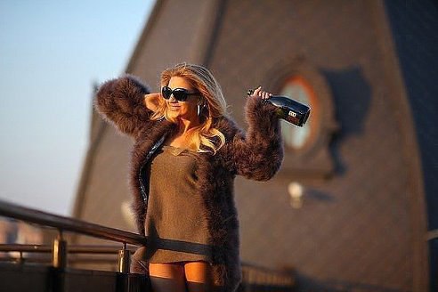 ,    ,    !!!!....  ...))))