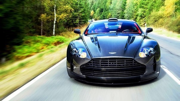 Aston Martin DB9